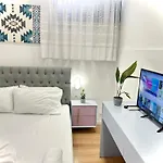 Ξενοδοχείο Square 3*