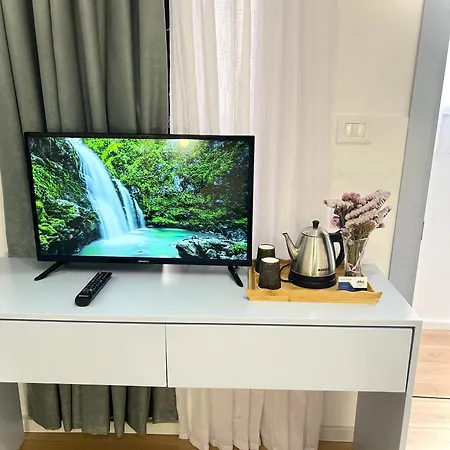 Square מלון טיראנה
